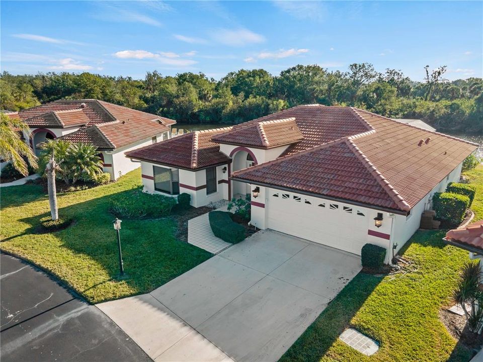 For Sale: $340,000 (2 beds, 2 baths, 1891 Square Feet)