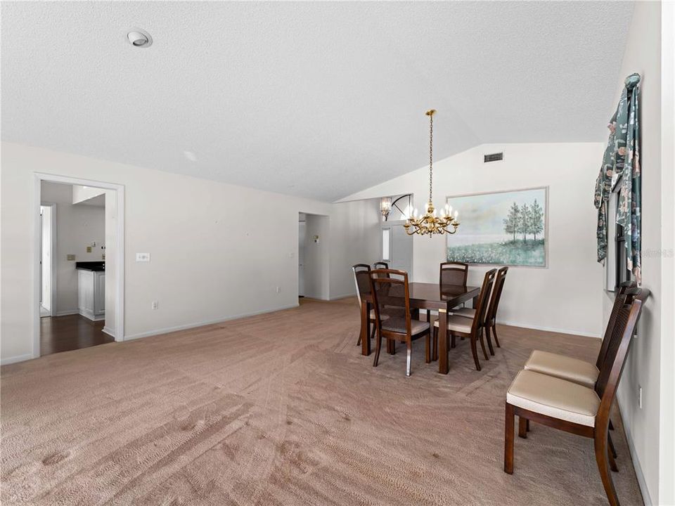 For Sale: $340,000 (2 beds, 2 baths, 1891 Square Feet)