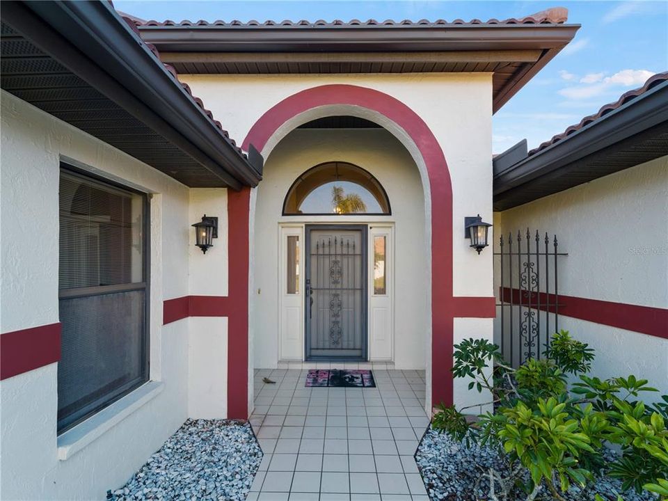 For Sale: $340,000 (2 beds, 2 baths, 1891 Square Feet)