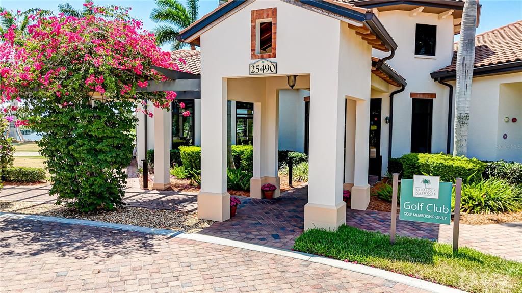 For Sale: $770,000 (3 beds, 3 baths, 2386 Square Feet)