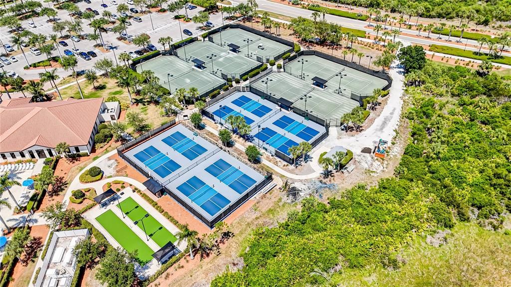 For Sale: $770,000 (3 beds, 3 baths, 2386 Square Feet)