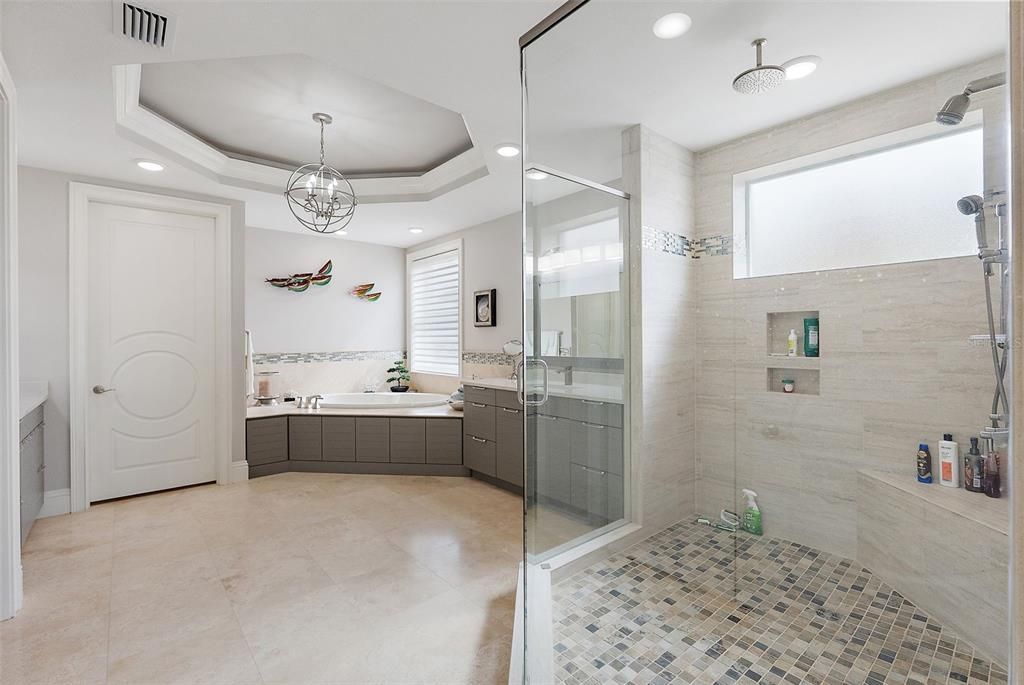 En Venta: $3,495,000 (3 camas, 3 baños, 3186 Pies cuadrados)