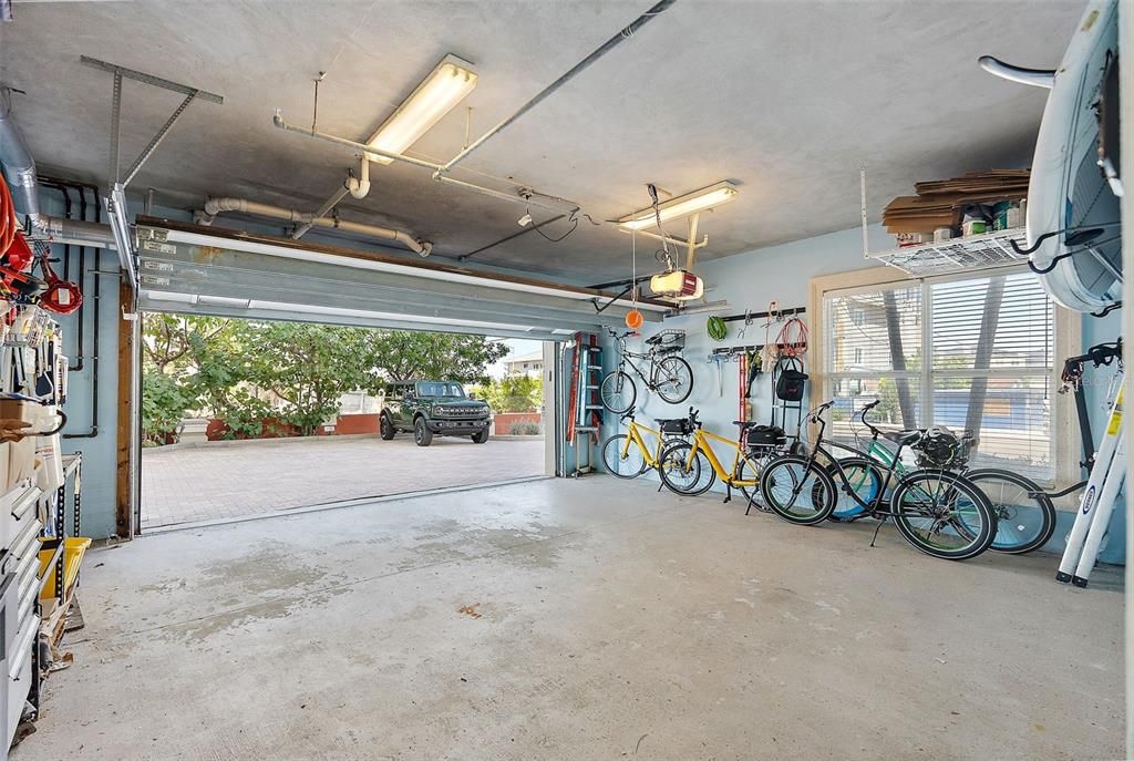 En Venta: $3,495,000 (3 camas, 3 baños, 3186 Pies cuadrados)