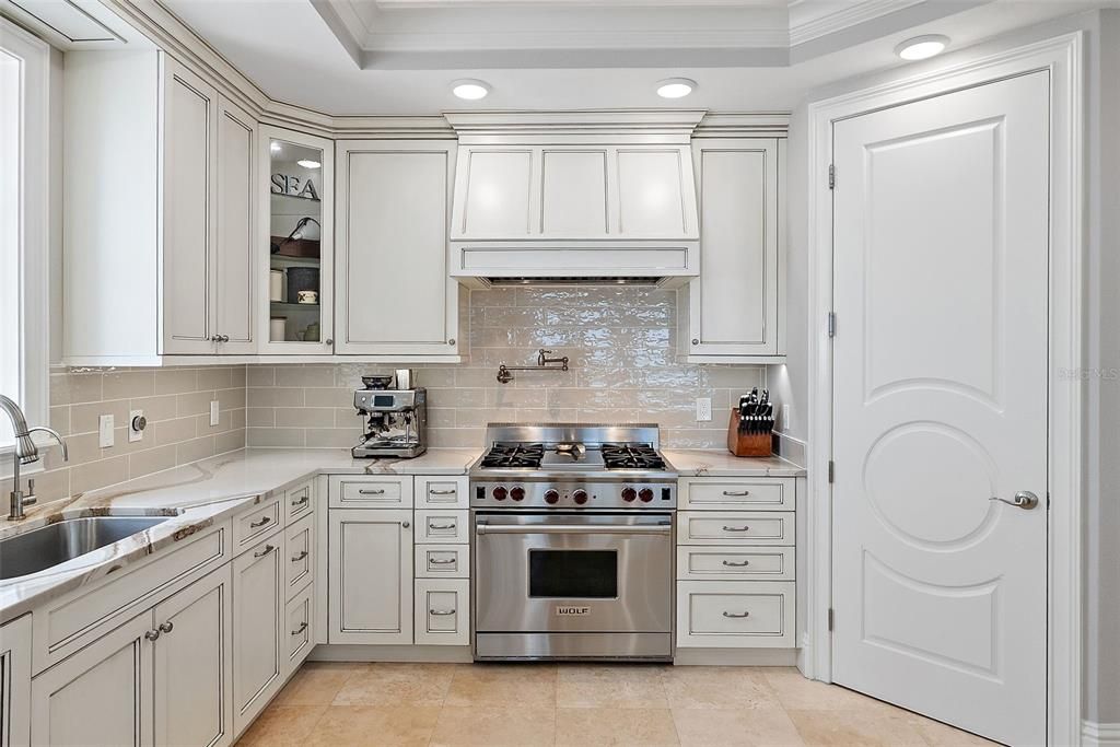 En Venta: $3,495,000 (3 camas, 3 baños, 3186 Pies cuadrados)