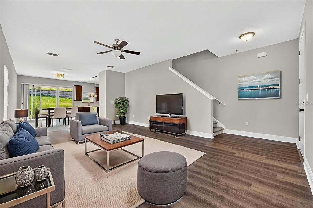 En Venta: $560,000 (4 camas, 3 baños, 2908 Pies cuadrados)