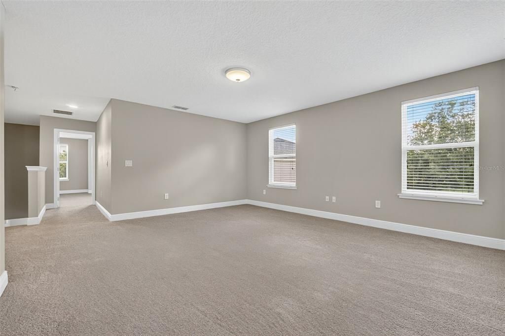 En Venta: $560,000 (4 camas, 3 baños, 2908 Pies cuadrados)