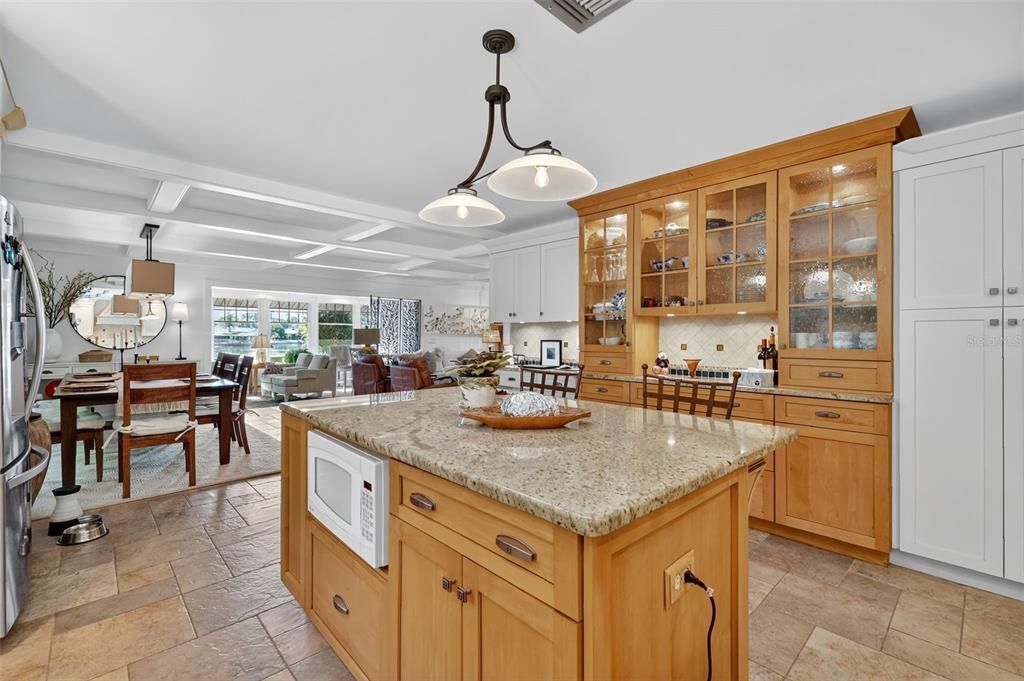 Active With Contract: $575,000 (3 beds, 2 baths, 1949 Square Feet)