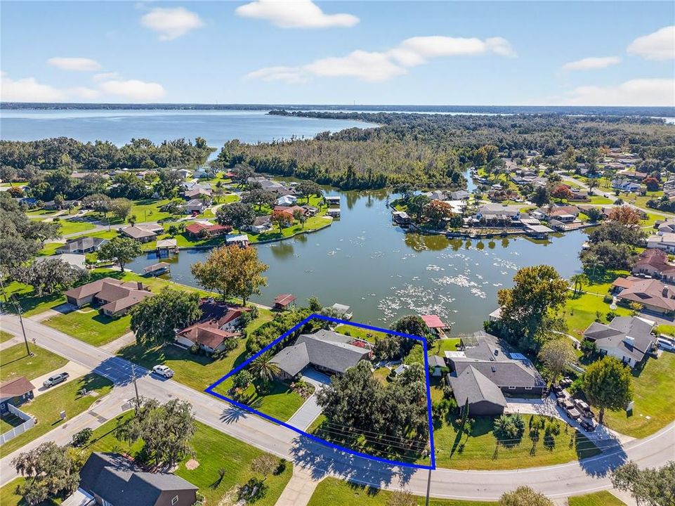 Active With Contract: $575,000 (3 beds, 2 baths, 1949 Square Feet)