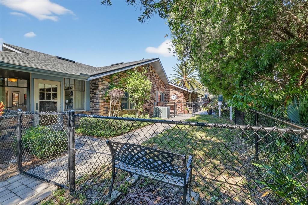 Active With Contract: $575,000 (3 beds, 2 baths, 1949 Square Feet)