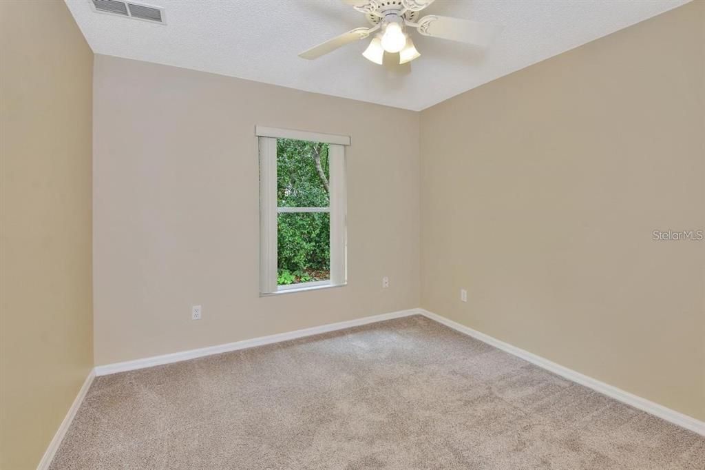 For Rent: $2,500 (3 beds, 2 baths, 1459 Square Feet)