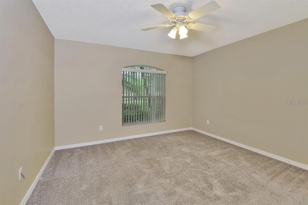 For Rent: $2,500 (3 beds, 2 baths, 1459 Square Feet)