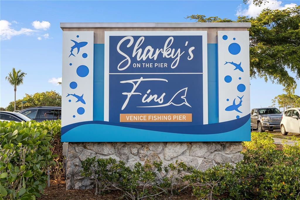 Activo con contrato: $650,000 (3 camas, 2 baños, 2336 Pies cuadrados)