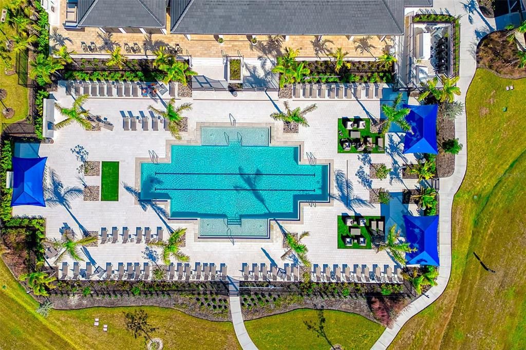 Activo con contrato: $650,000 (3 camas, 2 baños, 2336 Pies cuadrados)