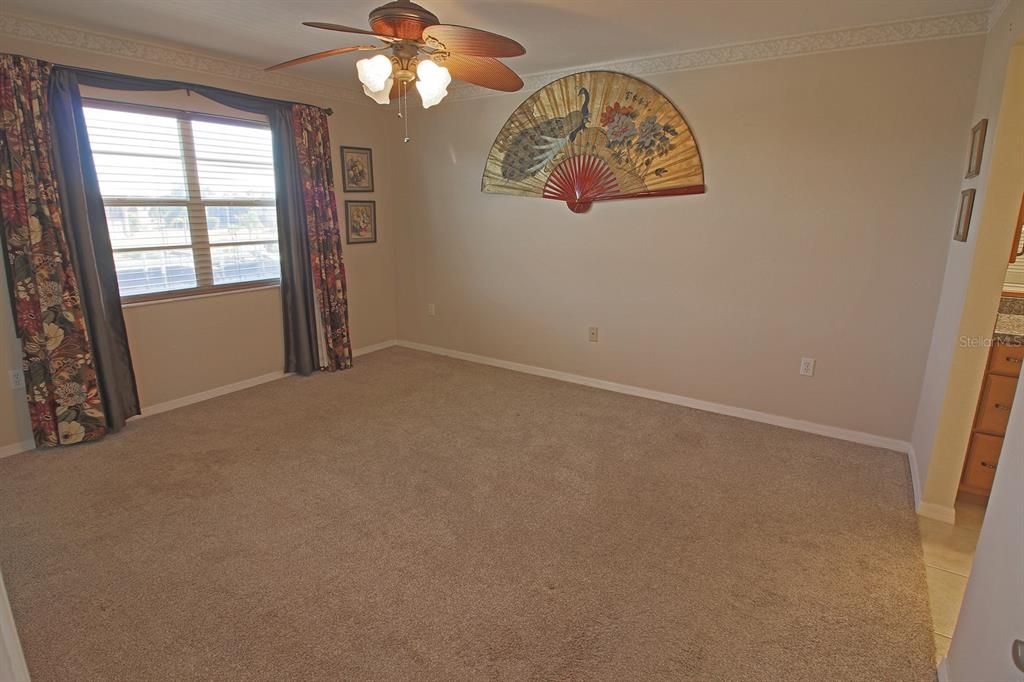 For Sale: $279,900 (2 beds, 2 baths, 1120 Square Feet)