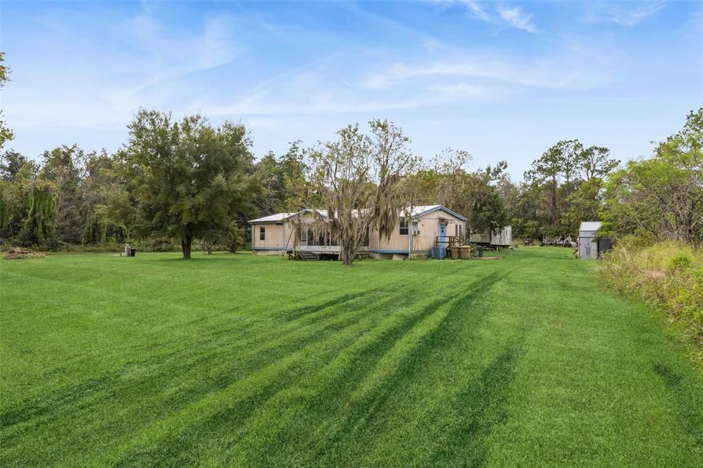 Active With Contract: $350,000 (3 beds, 2 baths, 1608 Square Feet)