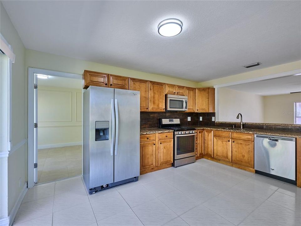 En Venta: $485,000 (3 camas, 2 baños, 1418 Pies cuadrados)