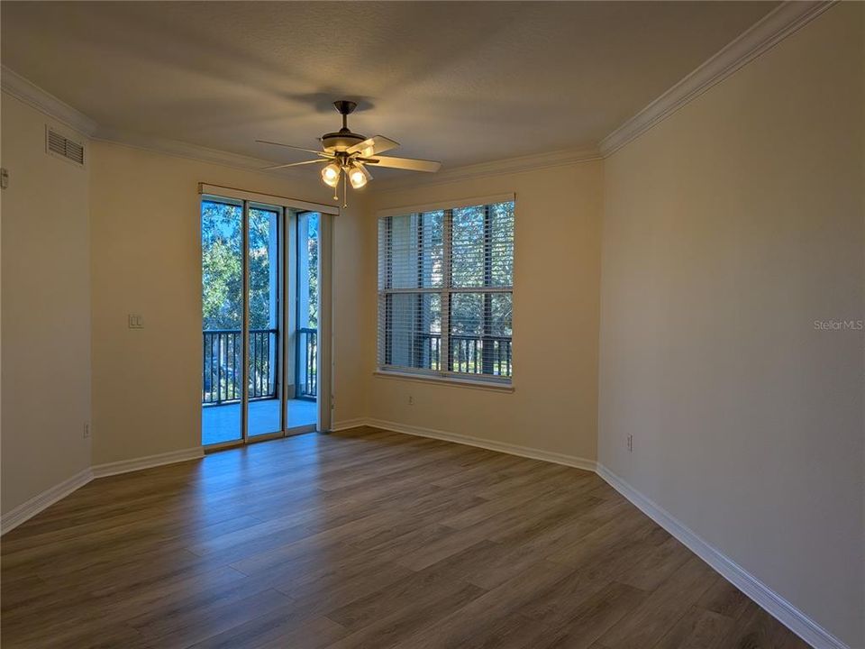 Active With Contract: $2,000 (3 beds, 2 baths, 1442 Square Feet)