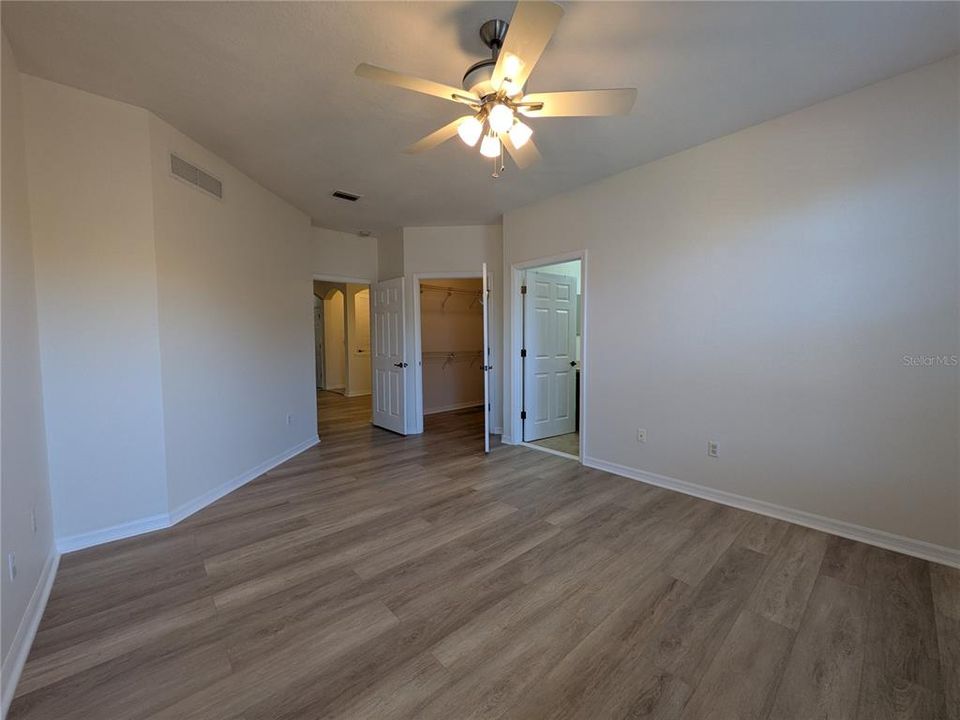 Active With Contract: $2,000 (3 beds, 2 baths, 1442 Square Feet)