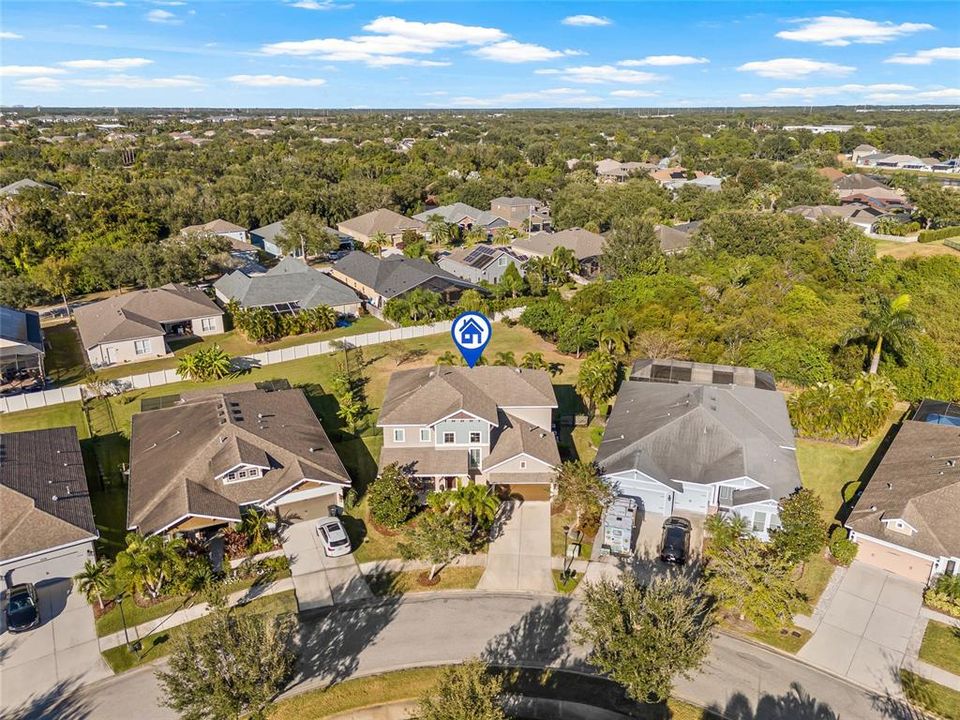 合同活跃: $769,900 (4 贝兹, 3 浴室, 3400 平方英尺)