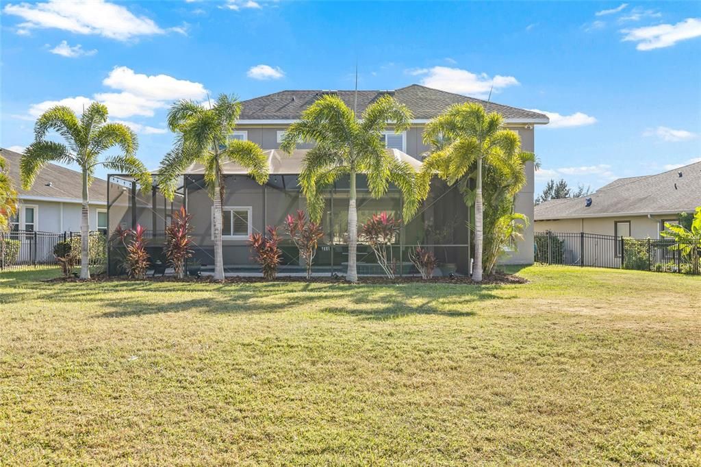 合同活跃: $769,900 (4 贝兹, 3 浴室, 3400 平方英尺)