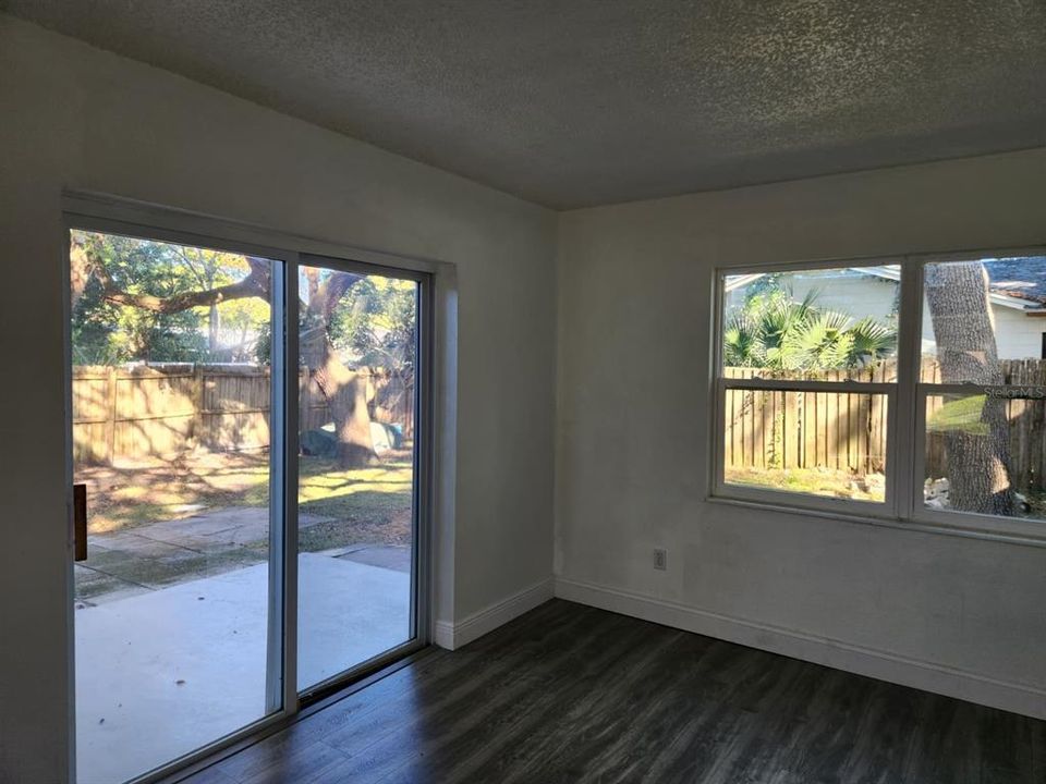 待售: $349,900 (3 贝兹, 2 浴室, 1287 平方英尺)