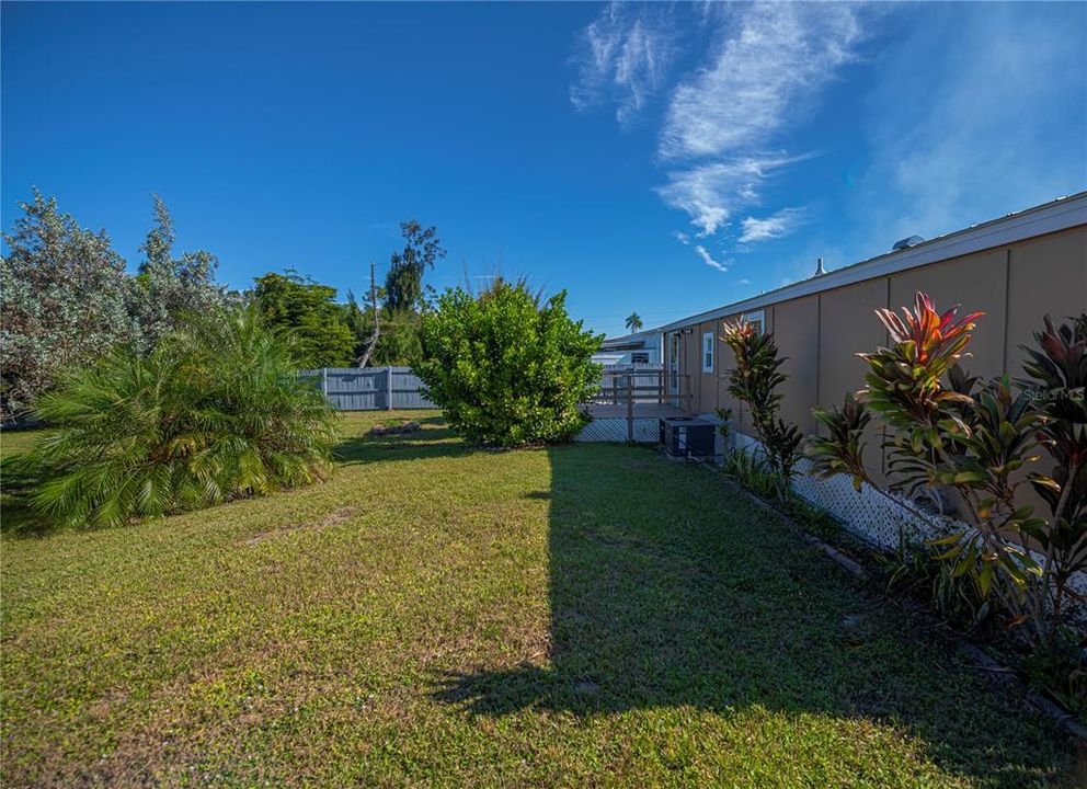 Под контрактом: $149,990 (3 спален, 2 ванн, 960 Квадратных фут)