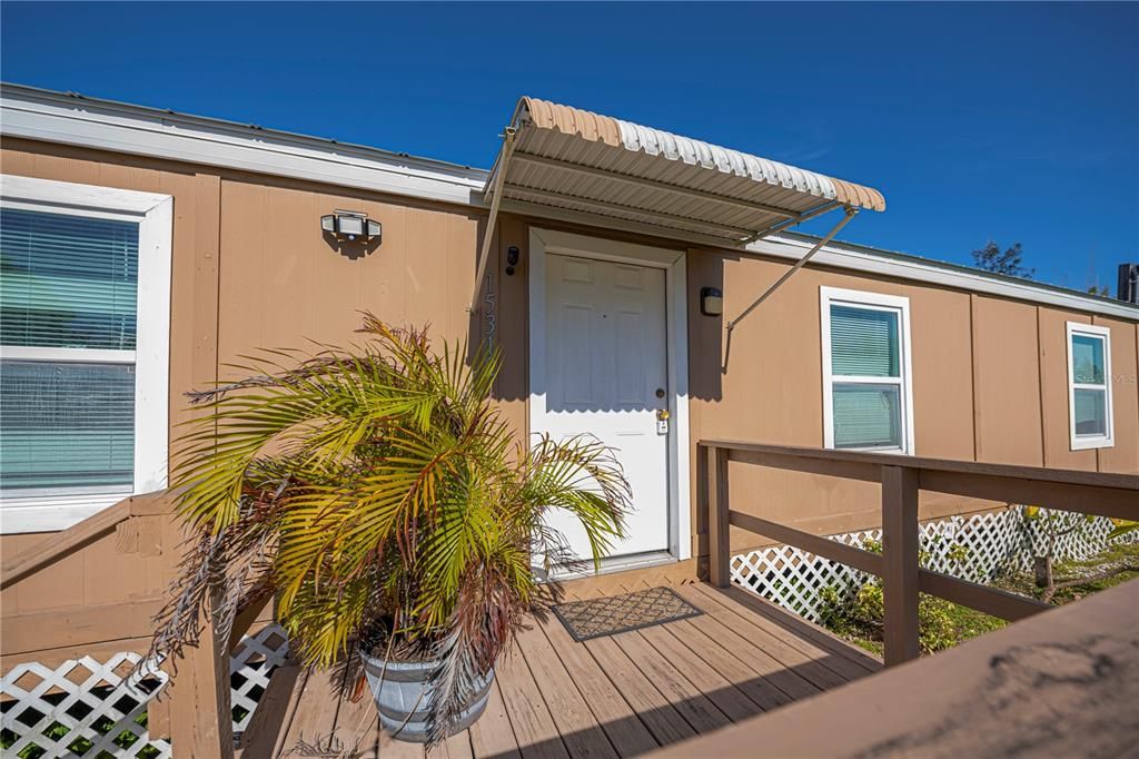 Под контрактом: $149,990 (3 спален, 2 ванн, 960 Квадратных фут)