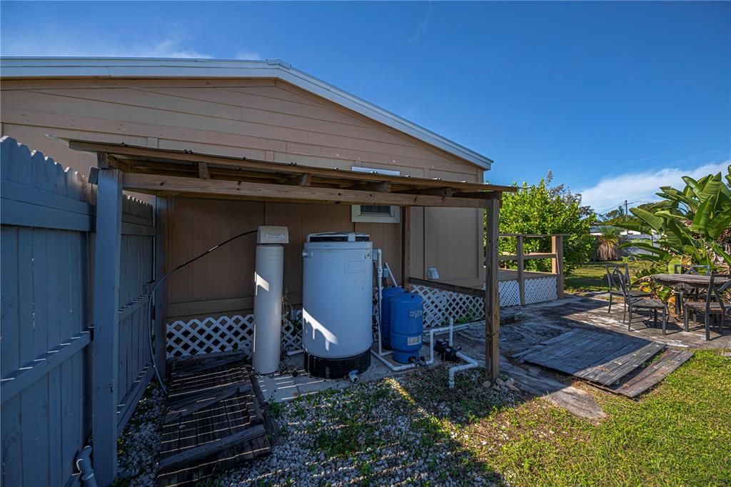 Под контрактом: $149,990 (3 спален, 2 ванн, 960 Квадратных фут)