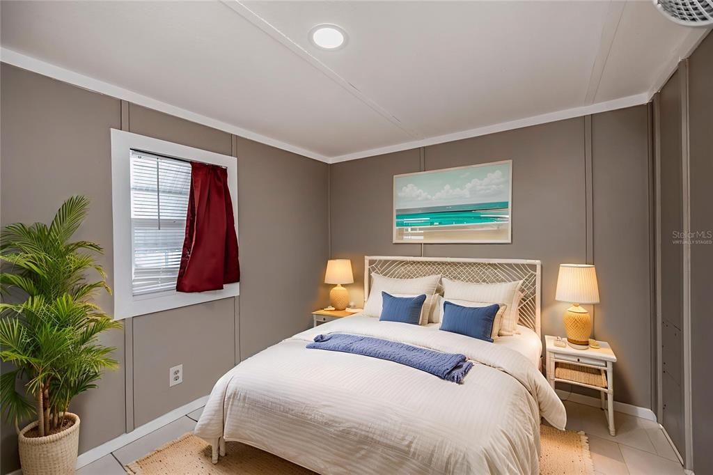 Под контрактом: $149,990 (3 спален, 2 ванн, 960 Квадратных фут)