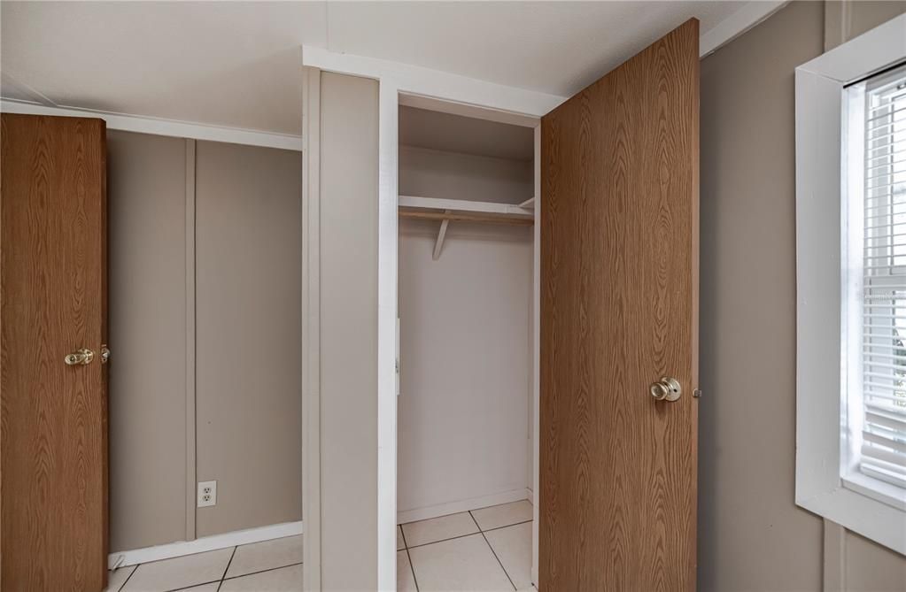 Под контрактом: $149,990 (3 спален, 2 ванн, 960 Квадратных фут)