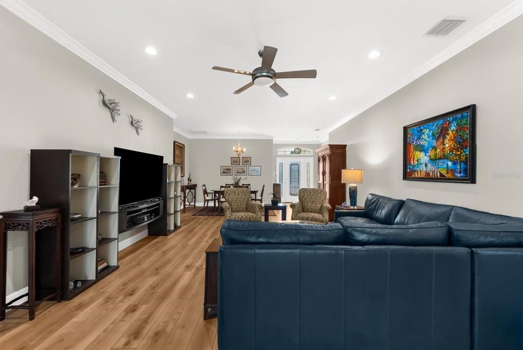 Active With Contract: $417,000 (2 beds, 2 baths, 1642 Square Feet)