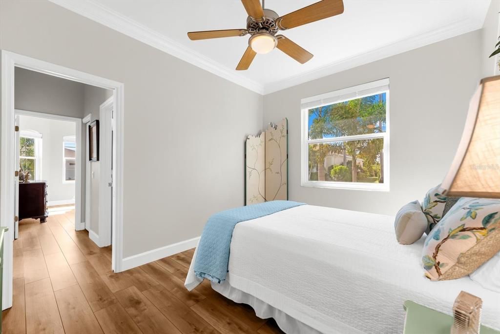 Active With Contract: $417,000 (2 beds, 2 baths, 1642 Square Feet)