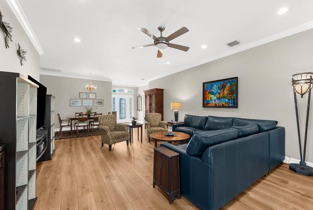 Active With Contract: $417,000 (2 beds, 2 baths, 1642 Square Feet)