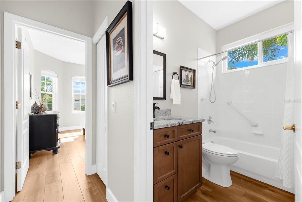 Active With Contract: $417,000 (2 beds, 2 baths, 1642 Square Feet)