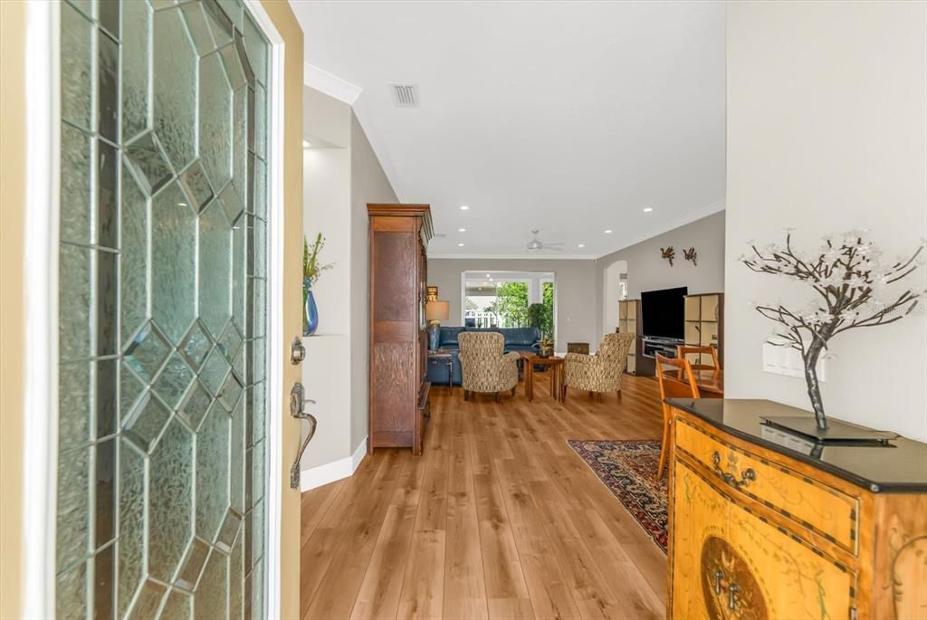 Active With Contract: $417,000 (2 beds, 2 baths, 1642 Square Feet)