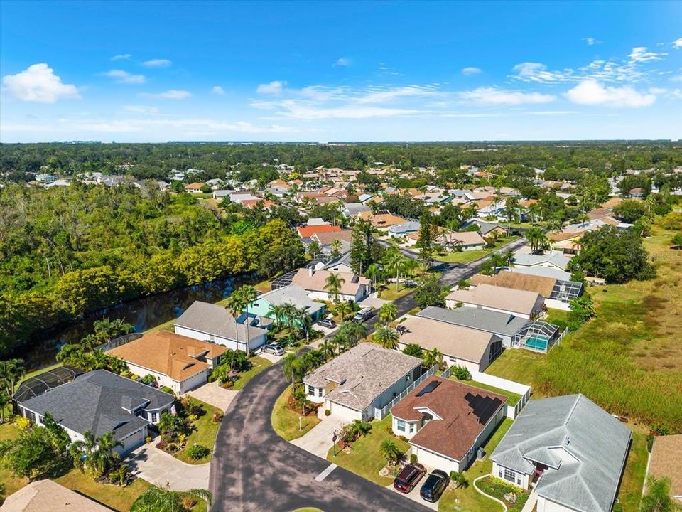 Active With Contract: $417,000 (2 beds, 2 baths, 1642 Square Feet)