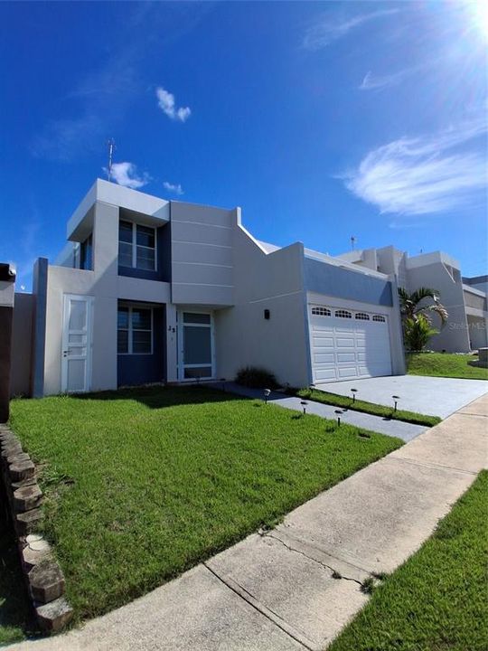 Под контрактом: $360,000 (3 спален, 2 ванн, 1596 Квадратных фут)