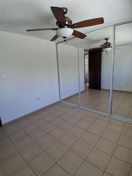 Под контрактом: $360,000 (3 спален, 2 ванн, 1596 Квадратных фут)