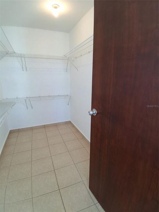 Под контрактом: $360,000 (3 спален, 2 ванн, 1596 Квадратных фут)