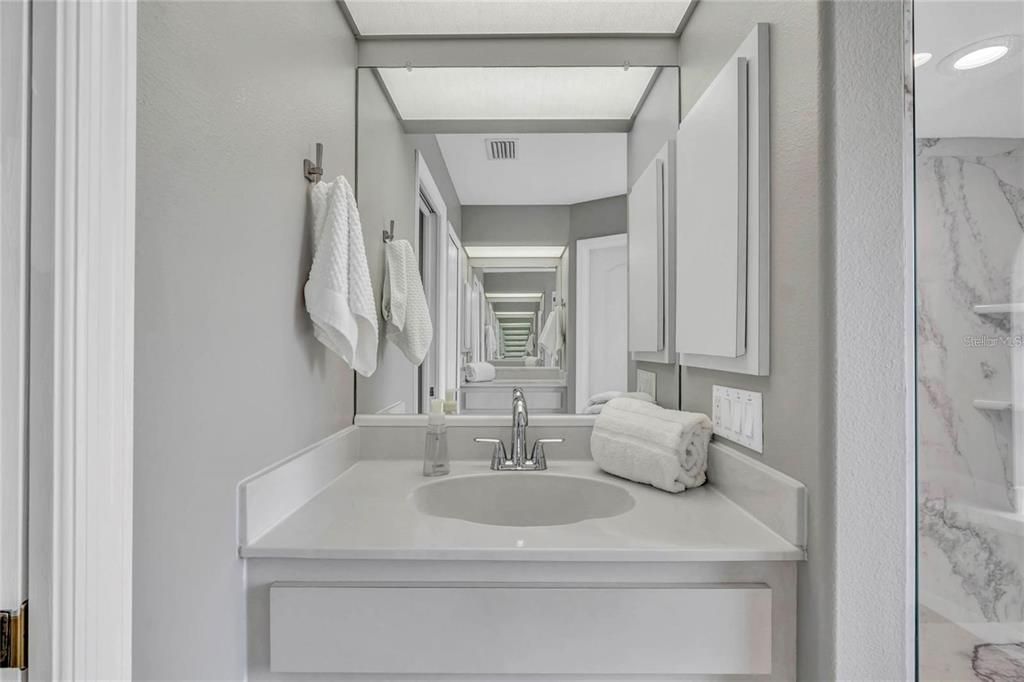 待售: $674,900 (4 贝兹, 2 浴室, 2348 平方英尺)