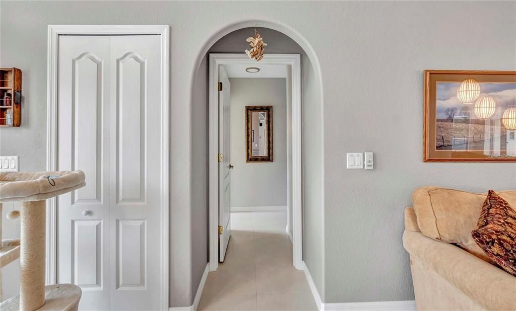 待售: $674,900 (4 贝兹, 2 浴室, 2348 平方英尺)