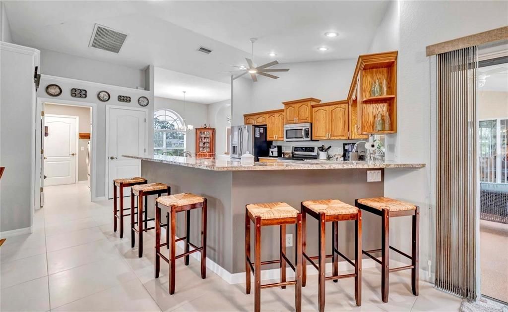 待售: $674,900 (4 贝兹, 2 浴室, 2348 平方英尺)