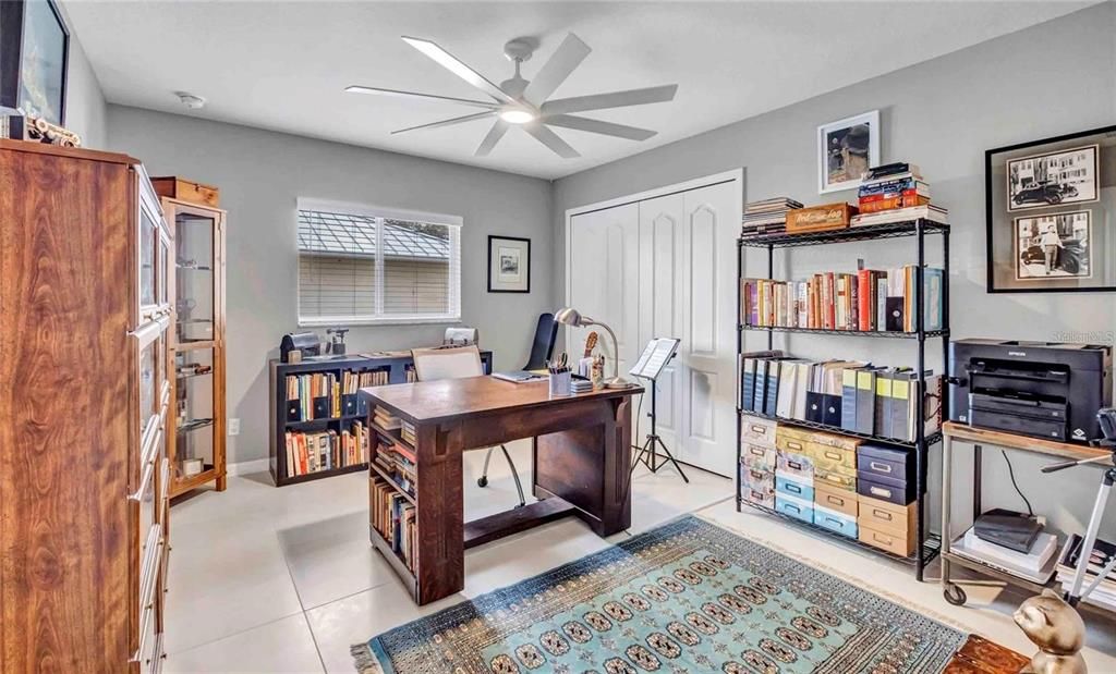 待售: $674,900 (4 贝兹, 2 浴室, 2348 平方英尺)