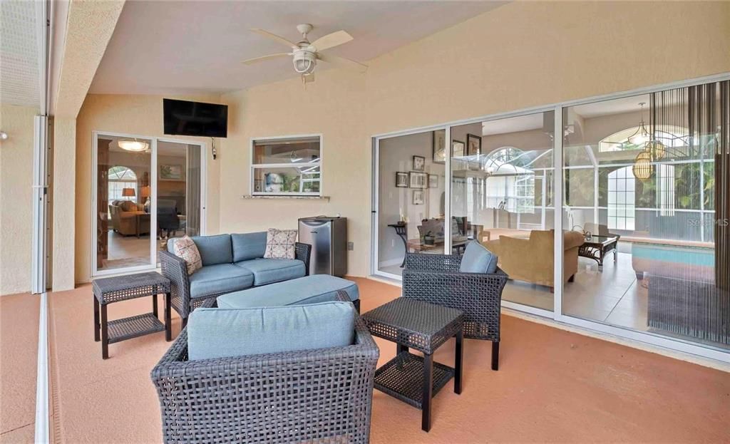 待售: $674,900 (4 贝兹, 2 浴室, 2348 平方英尺)