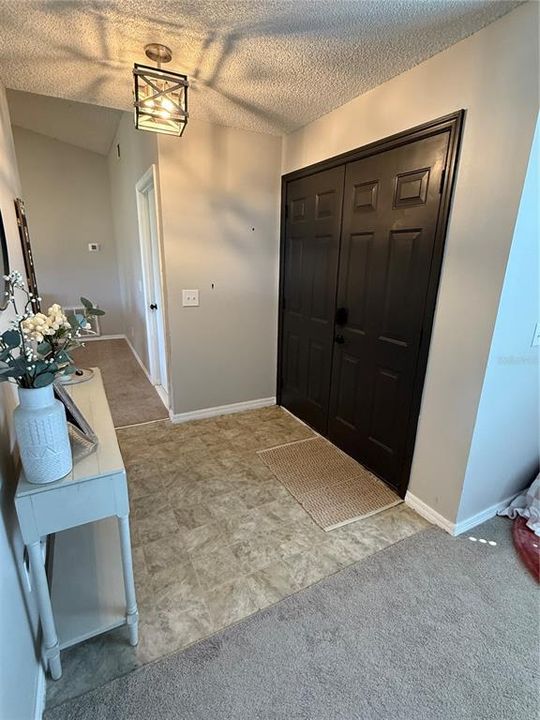 待售: $330,000 (3 贝兹, 2 浴室, 1561 平方英尺)