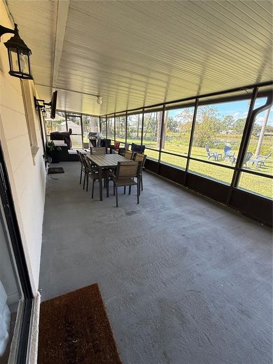 待售: $330,000 (3 贝兹, 2 浴室, 1561 平方英尺)