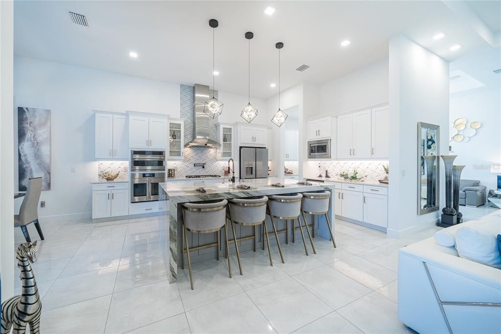 For Sale: $1,249,000 (3 beds, 3 baths, 3045 Square Feet)