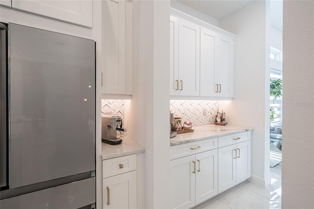 For Sale: $1,249,000 (3 beds, 3 baths, 3045 Square Feet)