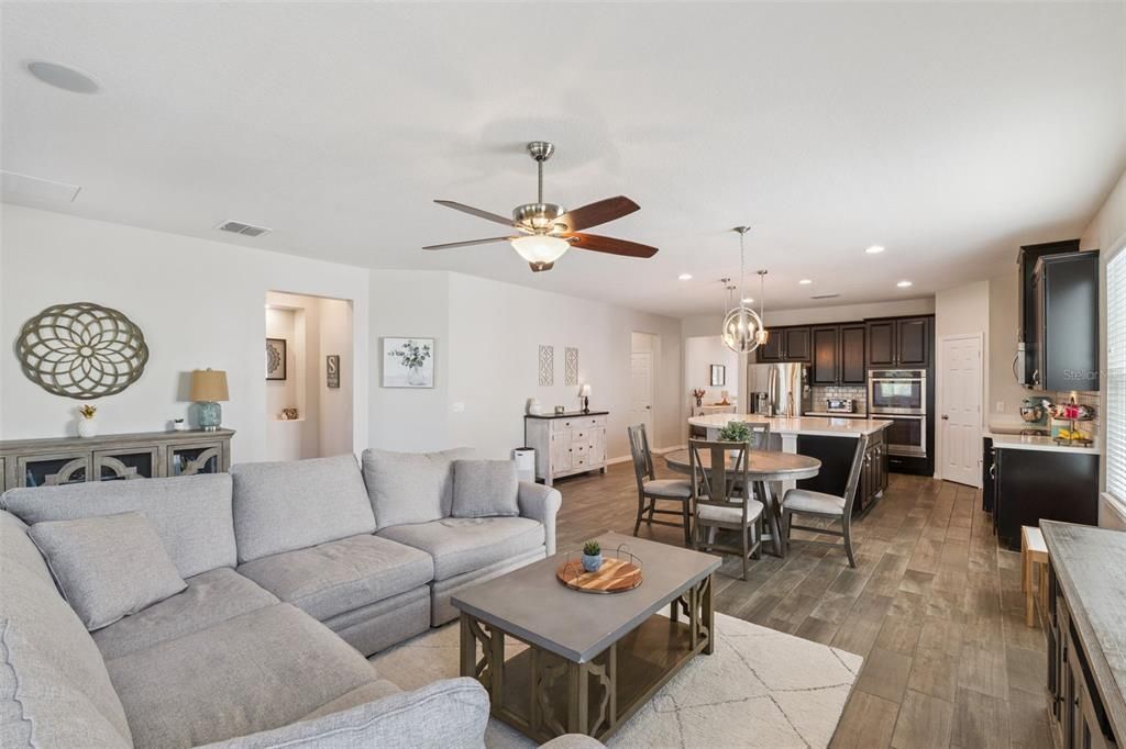 Active With Contract: $625,000 (4 beds, 3 baths, 2218 Square Feet)