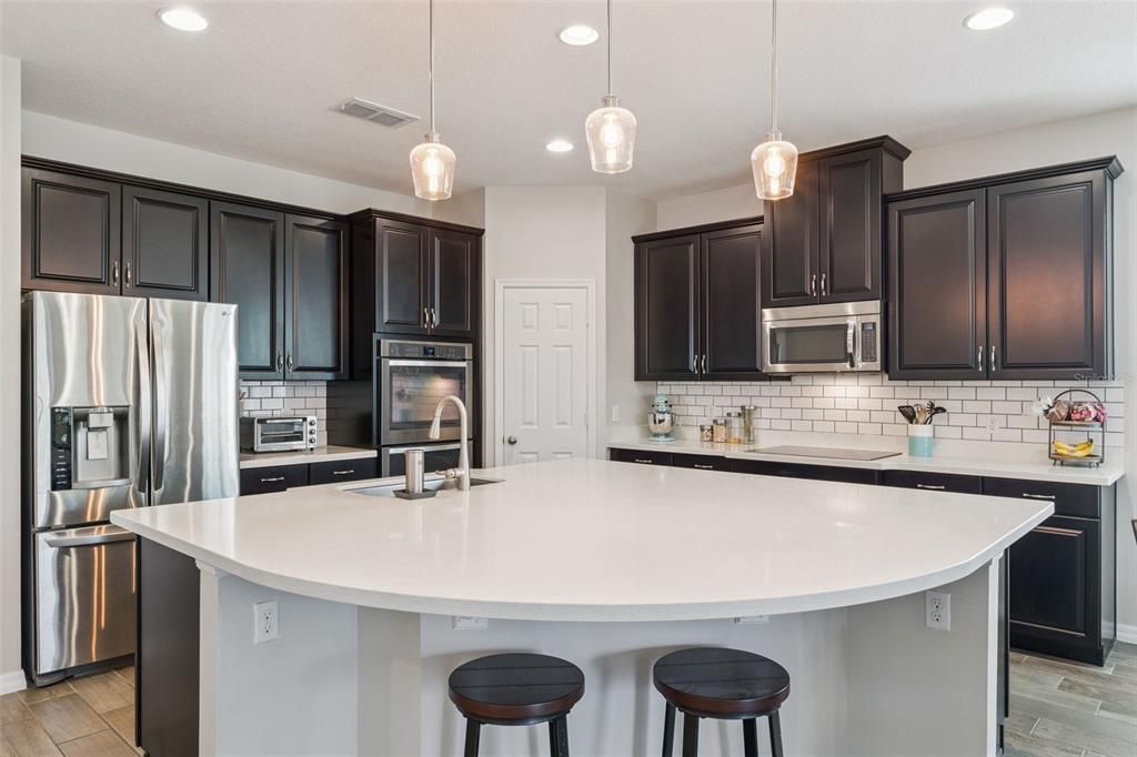 Active With Contract: $625,000 (4 beds, 3 baths, 2218 Square Feet)